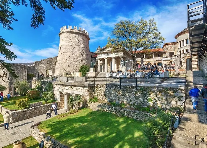 Luna * Rijeka